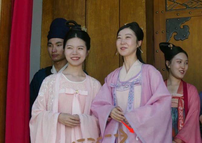 李府|鞠婧祎新剧又“扑”了，豆瓣开分仅4.3，只怪她的古装实在太美了