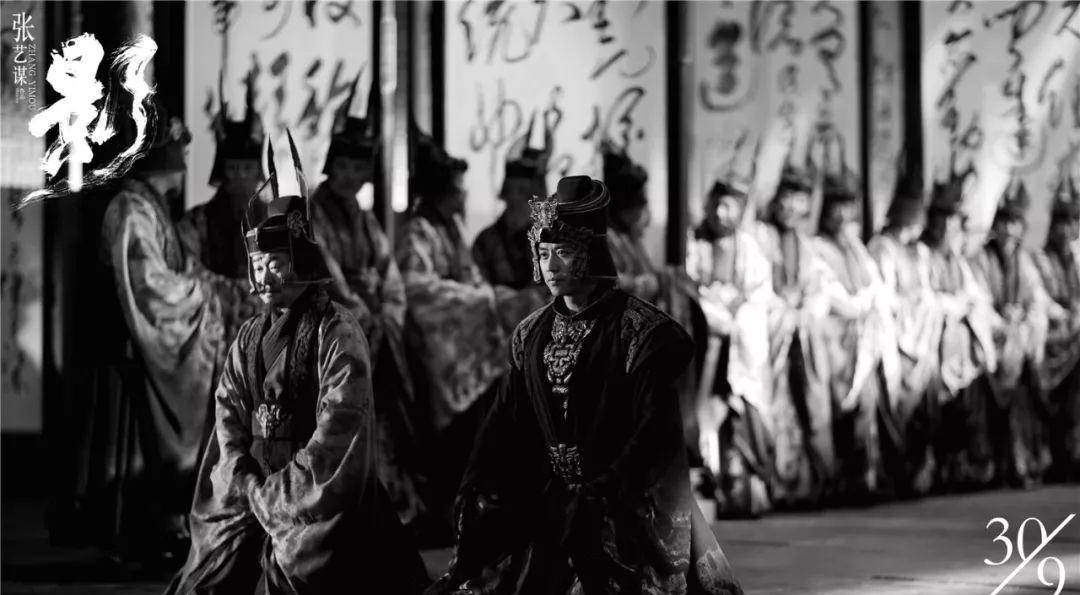 国产|人人都在夸这部国产大片,但我更喜欢会犯错的张艺谋