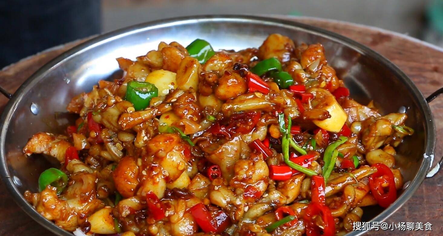 原创牛蛙简单又好吃的做法鲜香嫩滑辣爽开胃一大盘不够吃