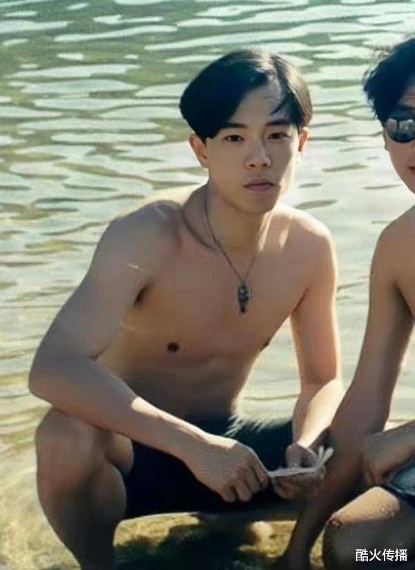 梦想|黄贯中再唱Beyond《海阔天空》，百唱不腻，唱的是年轻时的热血和情怀!