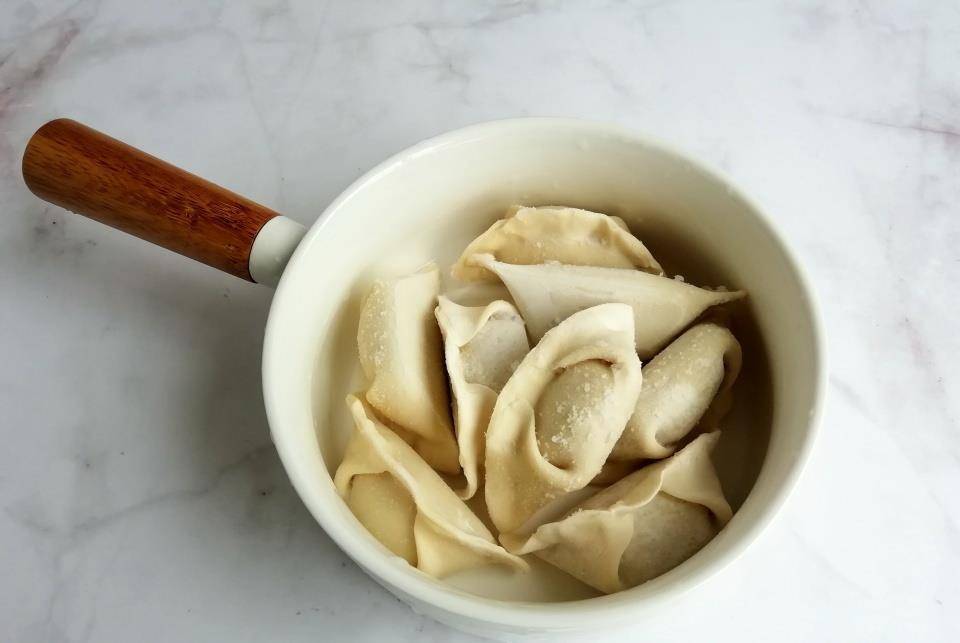 做法|酸汤水饺好不好吃，酸汤至关重要，教你万能酸汤做法，简单又实用