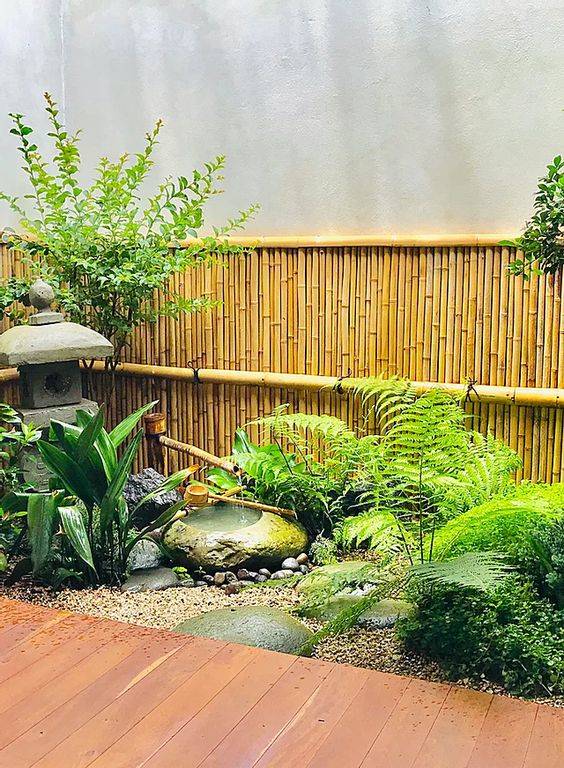 竹篱院墙,打造清新自然庭院的最佳选择