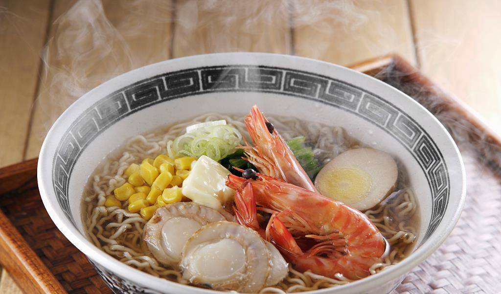 柿子椒|阿良美食，给孩子的营养早餐，虾仁面好吃营养高