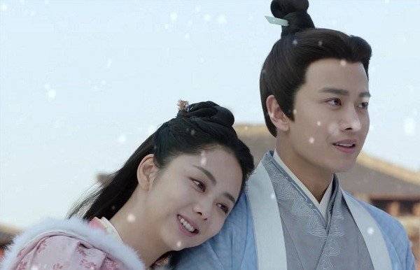 什么|《锦衣之下》第二部还在众望所归中，任嘉伦谭松韵将二搭现代新剧？