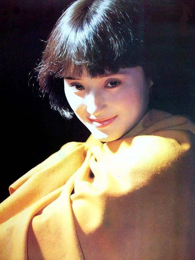 漂亮|记得80年代女演员柳荻吗？曾登上《大众电影》封面，如今渺无音讯