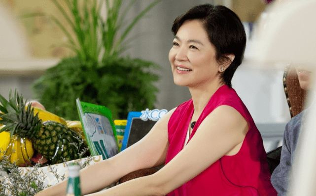 因为|原本她才是导演中意的许仙，却因片酬太少而拒演，最终成全了叶童