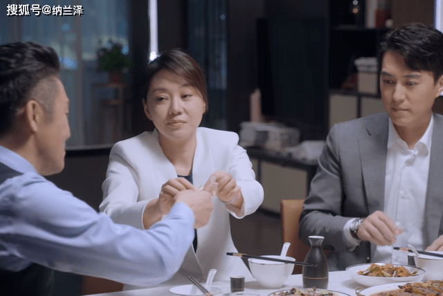 角色|《突围》热播，闫妮的石红杏成败笔？可真有点冤枉她了！