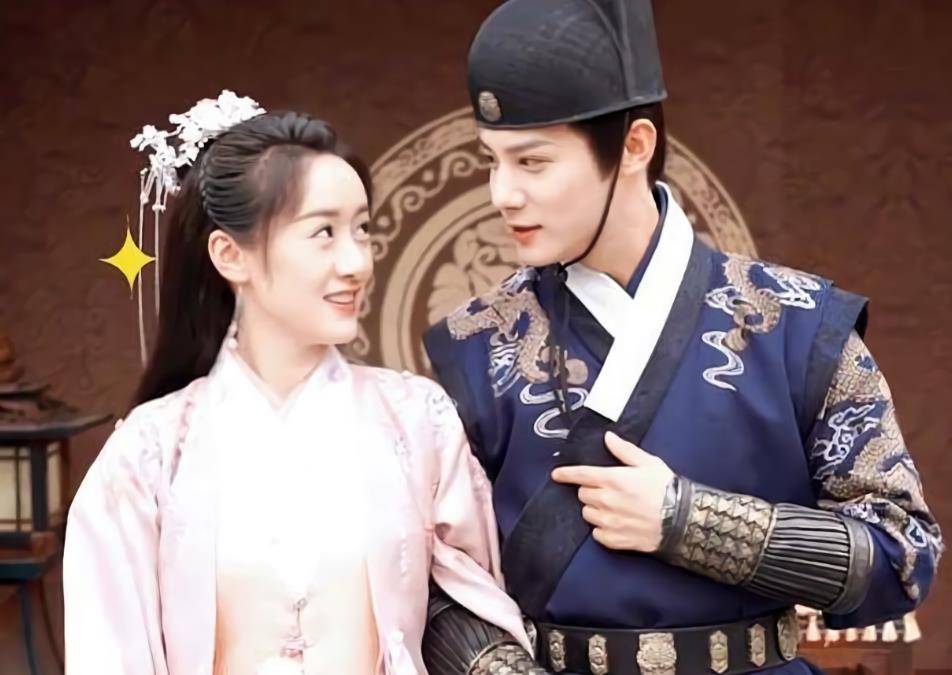 袁冰妍|袁冰妍下一部戏令人期待，与小一岁男主上演甜宠剧，两人同框超甜