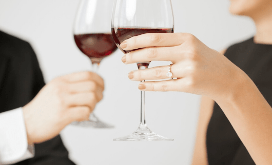 空腹|男子一个月竟成为“糖尿病”患者，医生：这3个习惯是差点要了他的“命”