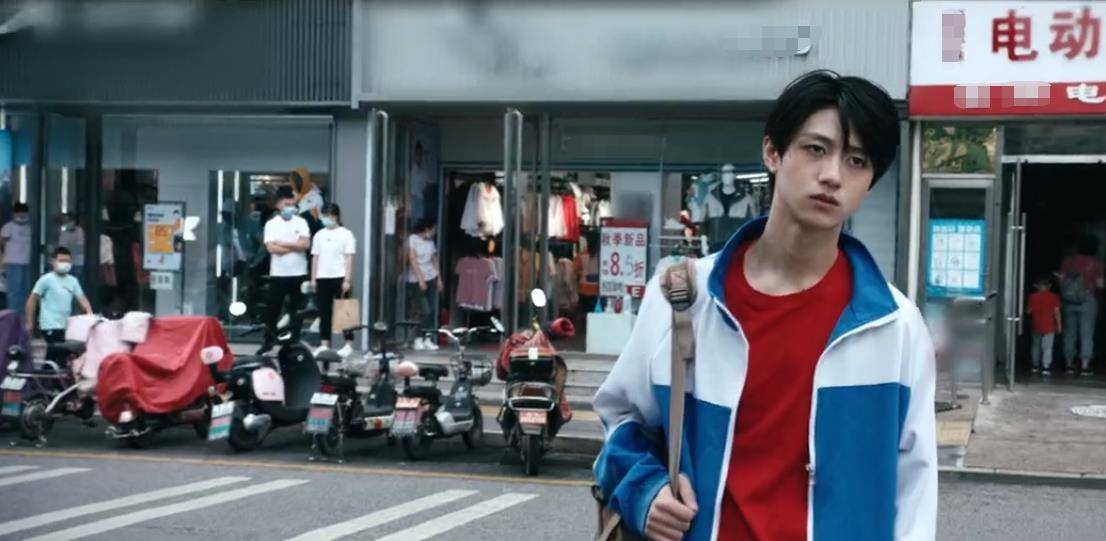 赫蕾|《导演请指教》开播，包贝尔打败专业导演，获制片人们一致肯定