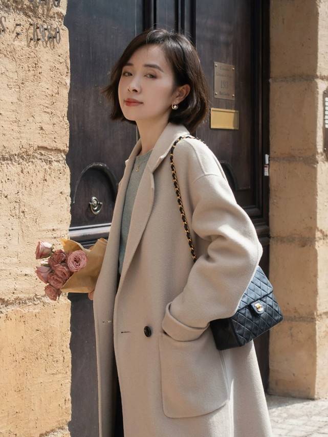 服装 40岁后别只会穿“奶奶装”,可以试试大衣穿搭,让你重回颜值巅峰