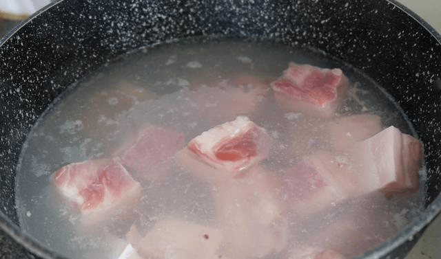 汤汁|天冷了想吃卤肉,趁着肉价便宜煮一锅,香喷喷太诱人,做法分享