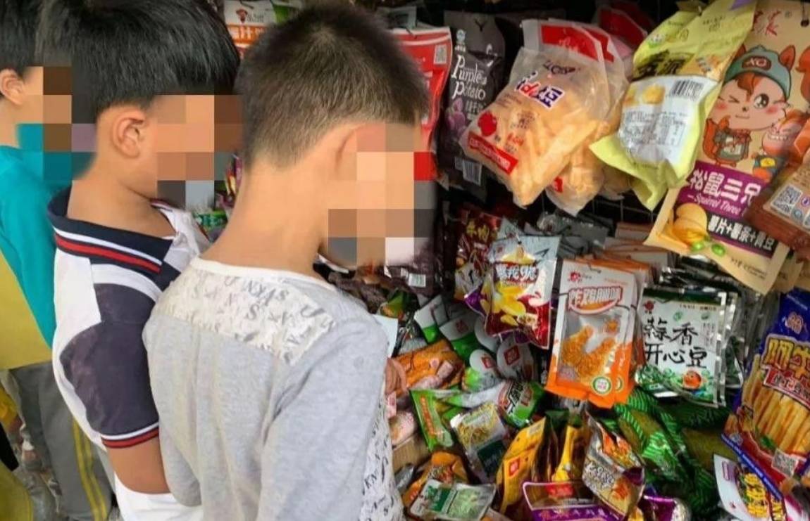 食品|我们的孩子正在被“催熟”,这些“黑名单”零食,宁可扔掉也别给娃吃