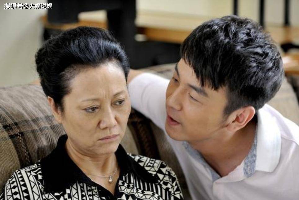 杨昆|娱乐圈5个“恶婆婆”：有人单身35年不婚不育，有人退休金2500元