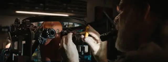 治愈|不愧是汤姆·汉克斯，撑起了人、狗、机器的末日旅程