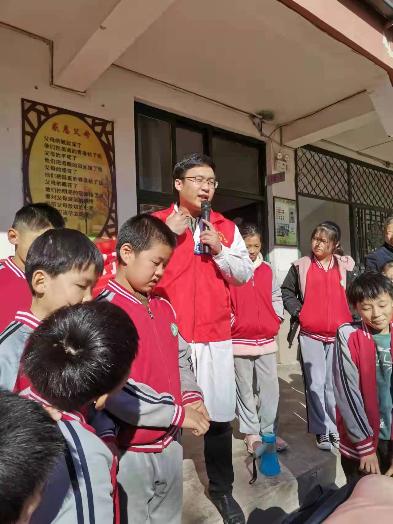 海姆|冉堌镇田集卫生院在田集小学开展急救知识技能进校园主题活动