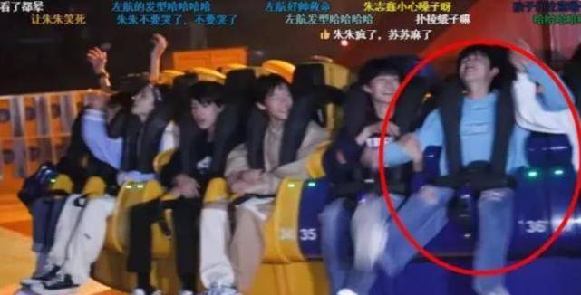 清醒|和师兄比演技压力大吗？朱志鑫清醒的回答令网友称赞，有前途