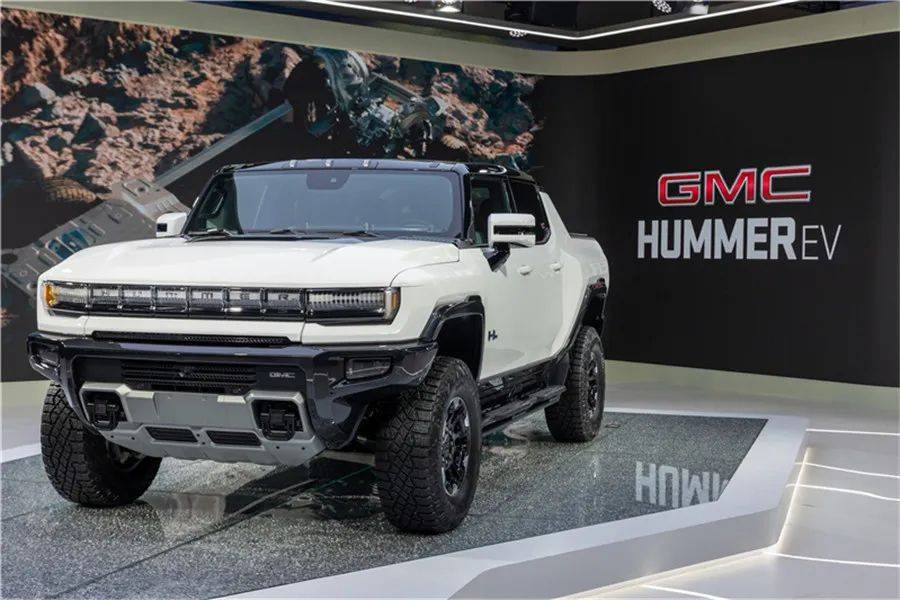 最大马力1000匹带螃蟹模式2021进博会实拍悍马ev售价72万元