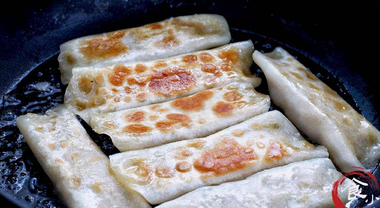 莲藕|全家都爱吃的莲藕鲜肉锅贴,提前包好冻起来,早上10分钟搞定早餐