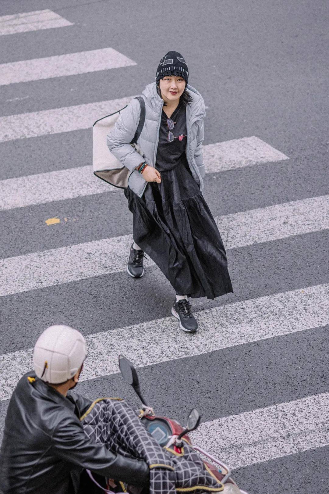 特步 通勤、休闲、出行……我的8个秋冬运动鞋混搭