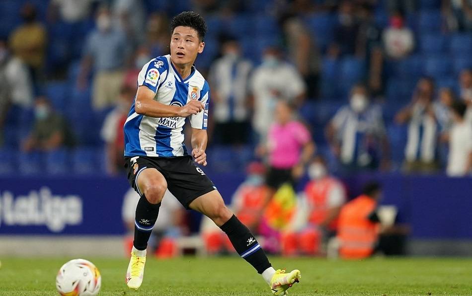 武磊|0進球的武磊在西班牙人是福將，在國足能虐菜，阿曼是國足的菜嗎