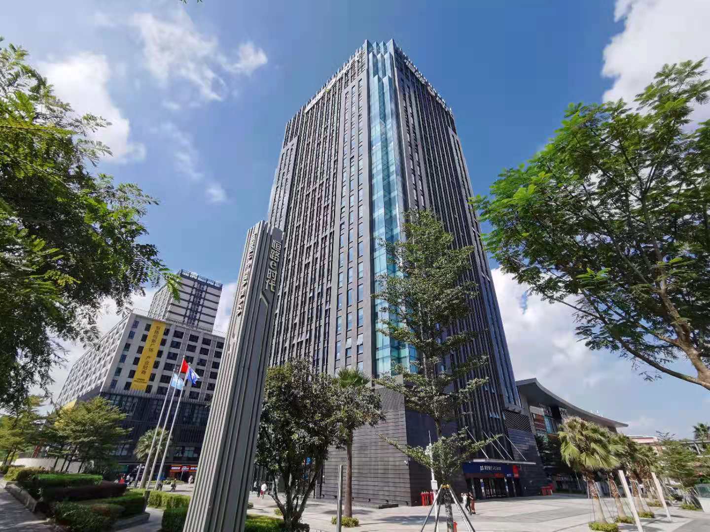 平湖恒路e时代物业招商简介