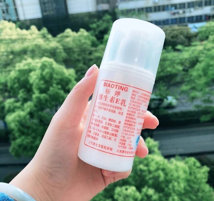 olay9款身体乳孕妈实测：凡士林长毛，olay成分不安全！玉泽味道难闻