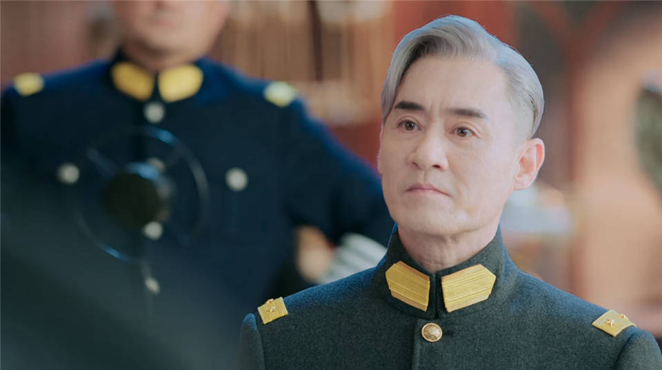 民国军阀|《一见倾心》“诈骗”?陈星旭被磨到浮肿,玛丽苏剧情又土又油腻