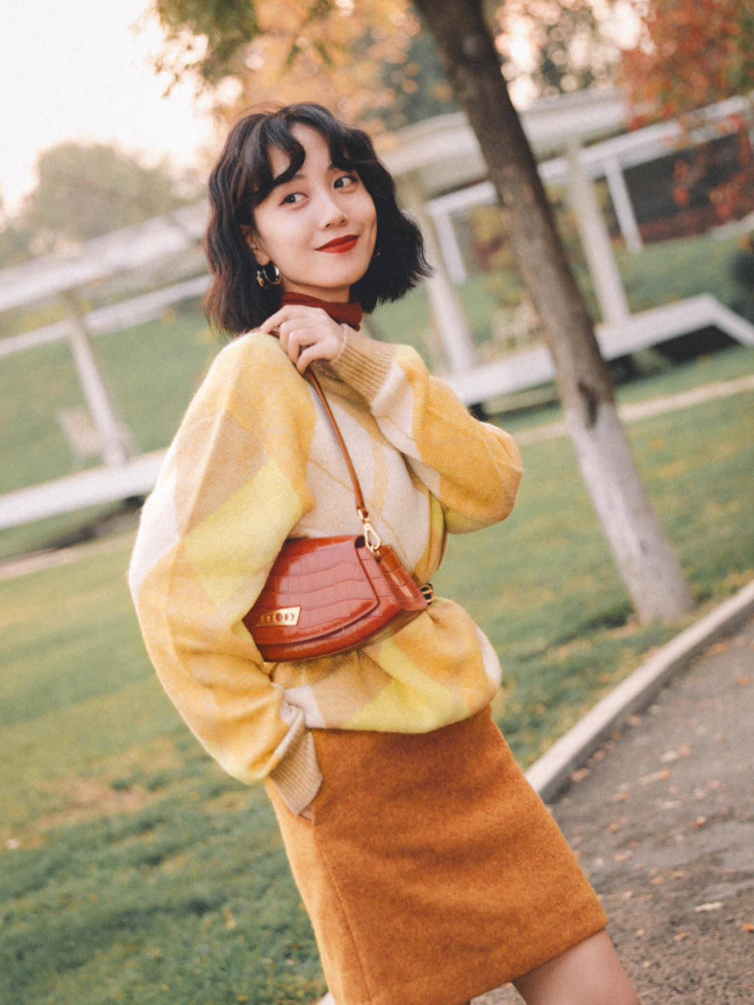 设计 毛衣才是冬季的必备单品,为你分享几个实用款,百搭温柔又显气质