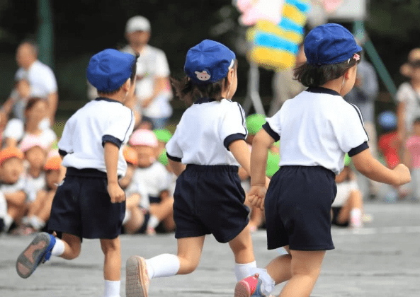 家长|幼儿园开园“遇冷”，民办幼儿园面临招不到生，为啥一孩难求？