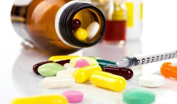 症状|6个“伤肝”的行为,有人天天做!自查一下,你有在做吗