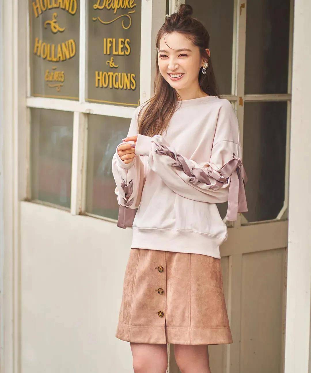 加点 40岁女人冬天不要随便穿！经典款加点时尚感，显高轻熟又优雅！