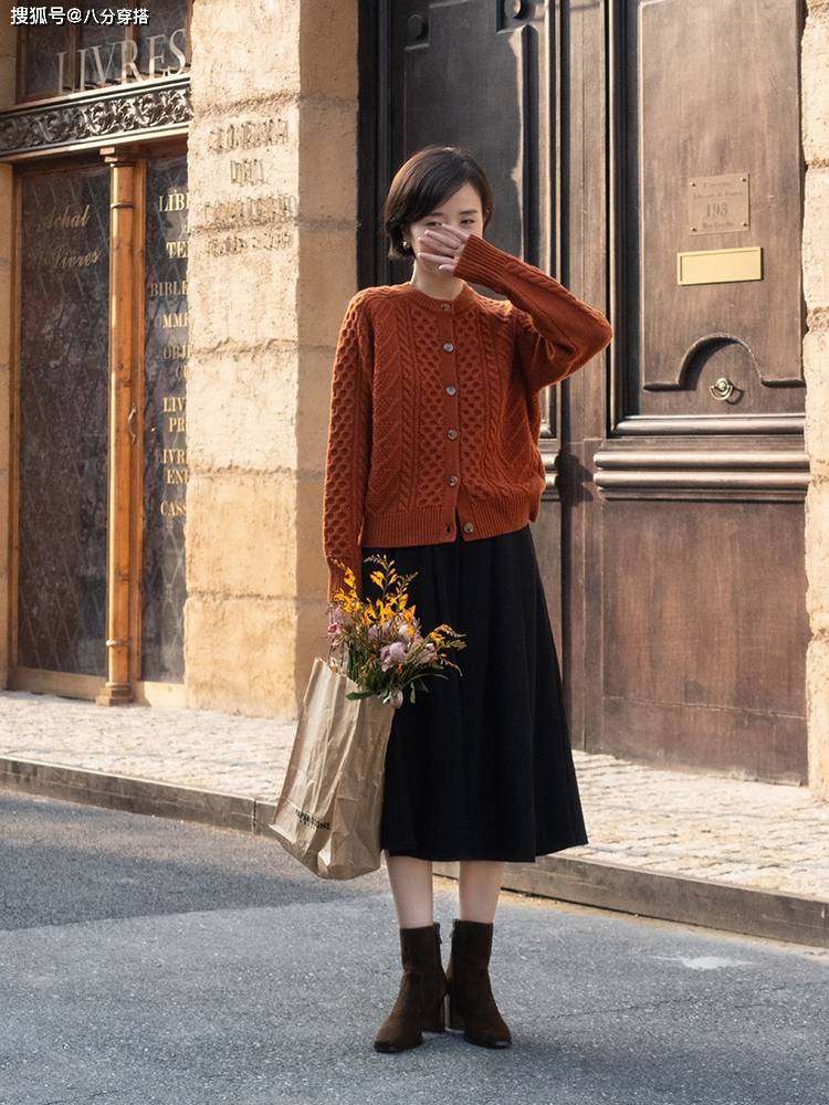 整体 冬天“毛衣”怎么穿更高级?这些保暖温柔的搭配,照搬也不会错