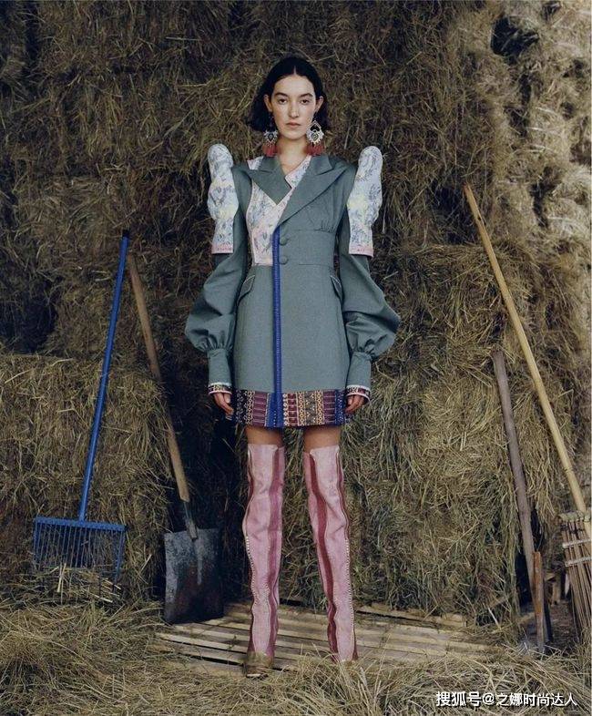 设计 风衣可满足不了她，修饰身材、款式独特、防寒御风她都要