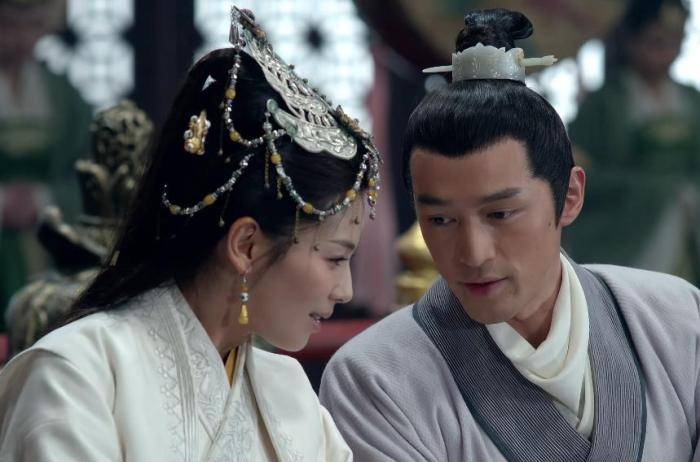 当2015年《琅琊榜》这部电视剧上映之后,引起的热度可谓是非常大的,在