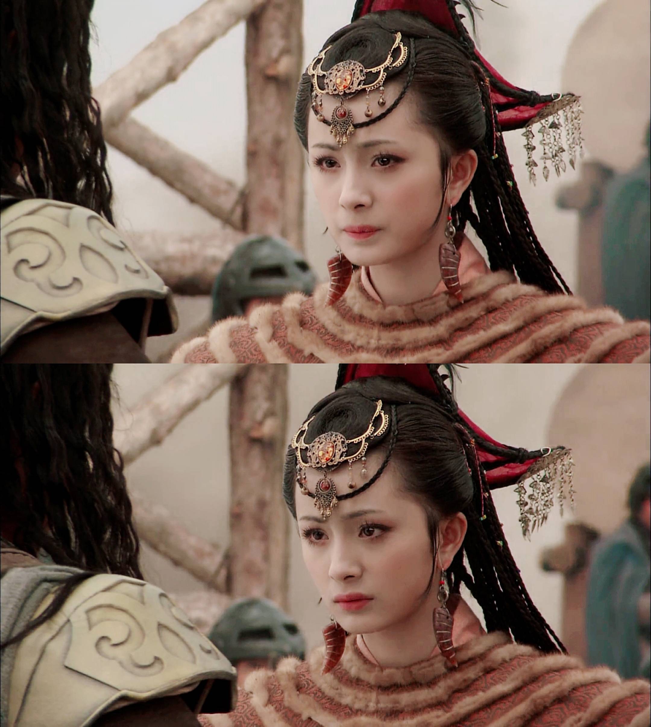 彭小苒 当女星戴上眉心坠额饰：杨幂甜美、唐嫣仙气、彭小苒异域少女