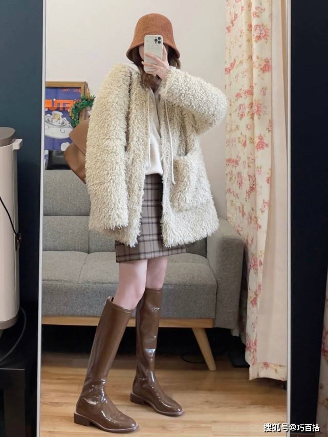 颜色 过冬棉服就选羊毛羔,“三大优势”告诉你,什么叫作有颜又实用