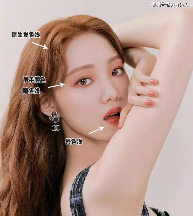 卫衣秋冬这样穿显白又气质！
