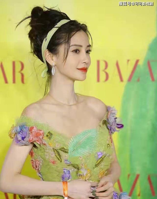 钟楚曦 芭莎时尚晚会现场照曝光,宋茜撞衫钟楚曦,杨颖被嘲“葱花排骨