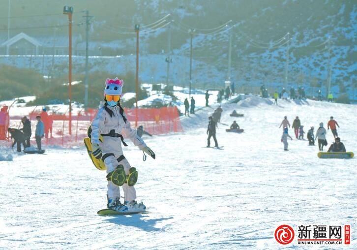 一家人|【共有一座城 共爱一个家】滑雪宿南山，周末郊游好时光