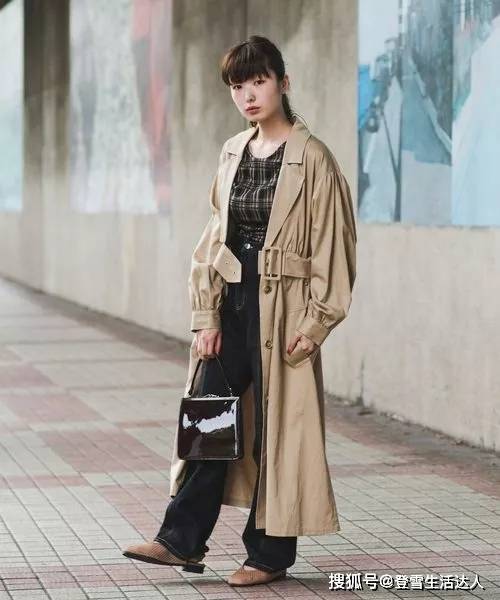 气势 “经典大衣”该怎么搭？三款经典款搭配不同衣着轻松打造气势季节印象