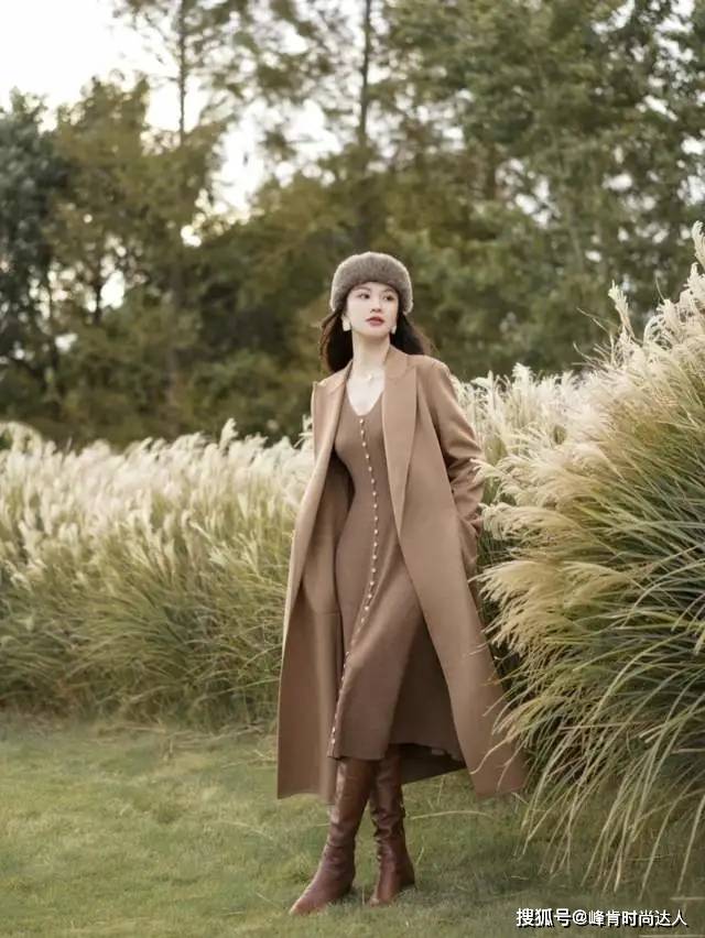 皮鞋 今年穿风衣,别再配马丁靴了!建议试试这3双鞋,显高时髦还高级