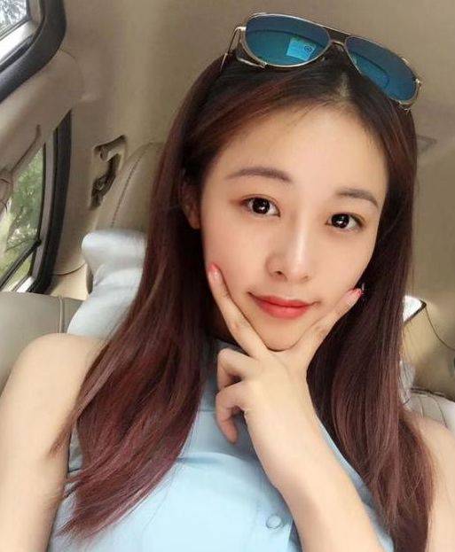 真实的横漂现状,高颜值美女住地下室,50块一天做梦都想当明星_横店