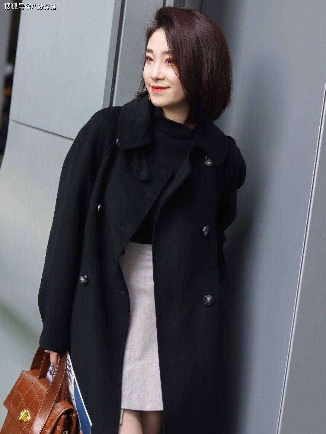 天蓝色 穿大衣不懂选颜色太苦恼？试试这几个颜色，显白温柔又不挑人