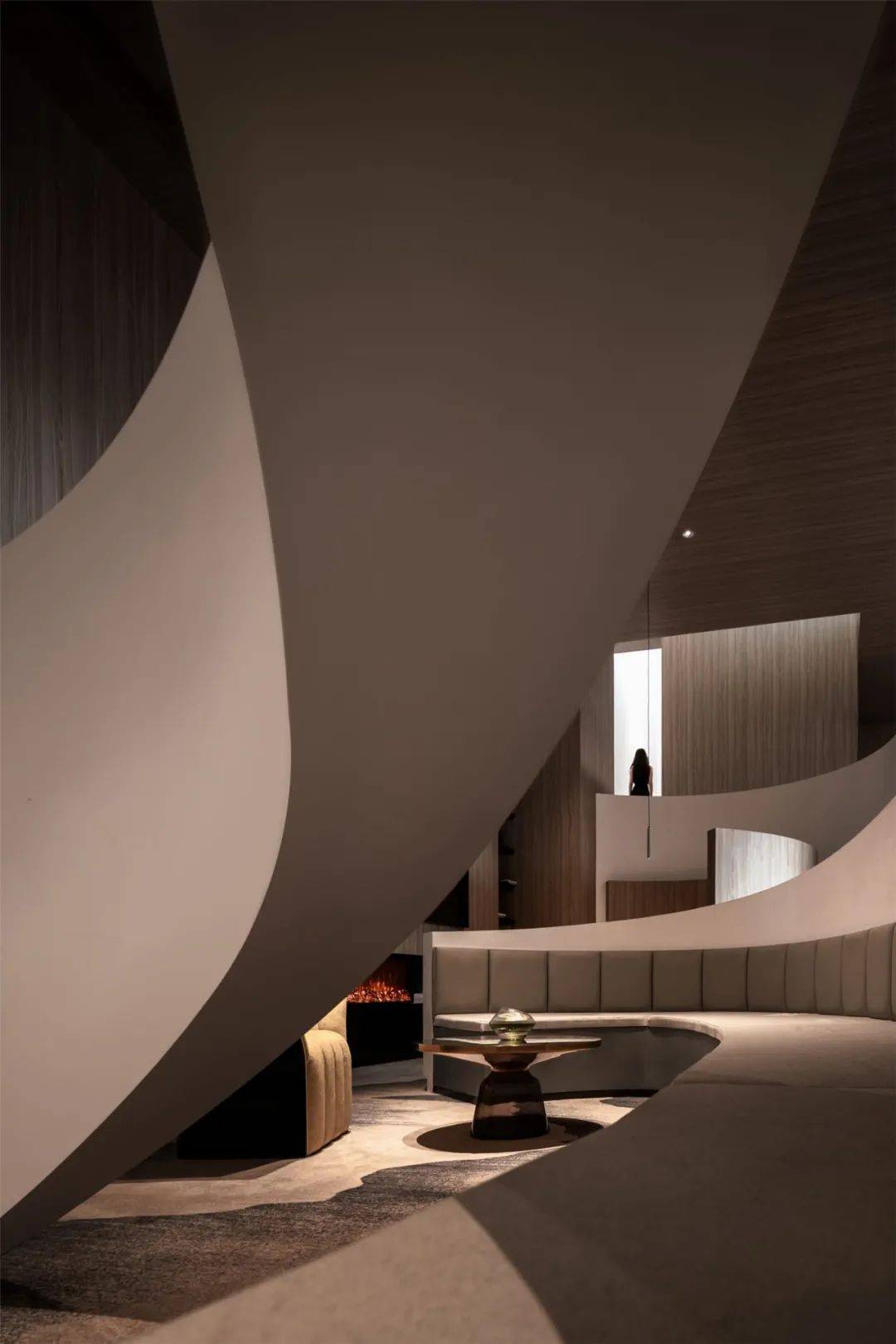 正方良行新作纯粹极简构筑非凡气质鸿安丽苑售楼中心