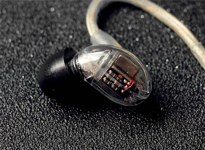 为什么耳机的发声单元越来越多了？耳机单元数越多越好吗？