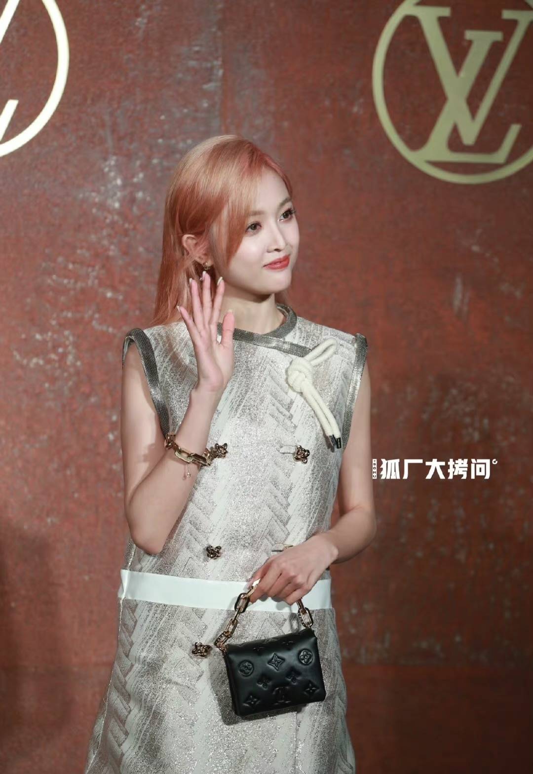 男女|LV大秀男女明星生图，迪丽热巴艳压一众女明星