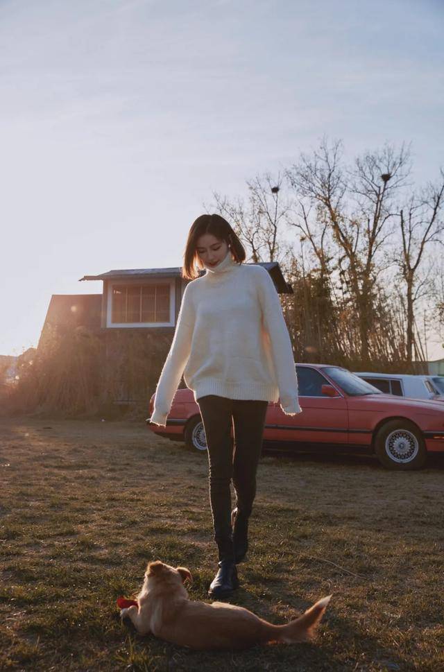 短裙 今年最流行的保暖穿搭,时髦好看的“不露腿”搭配