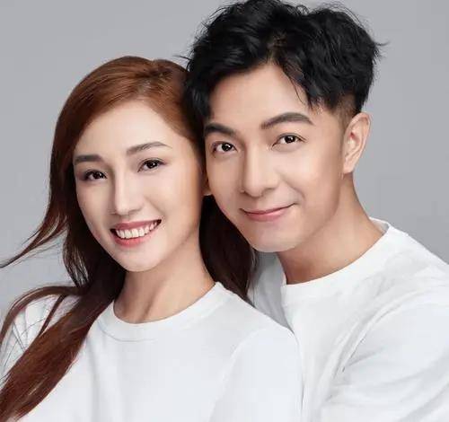 产品|靠收租爆红的网红夫妇,直播带货被群嘲:你卖假货的样子,真丑