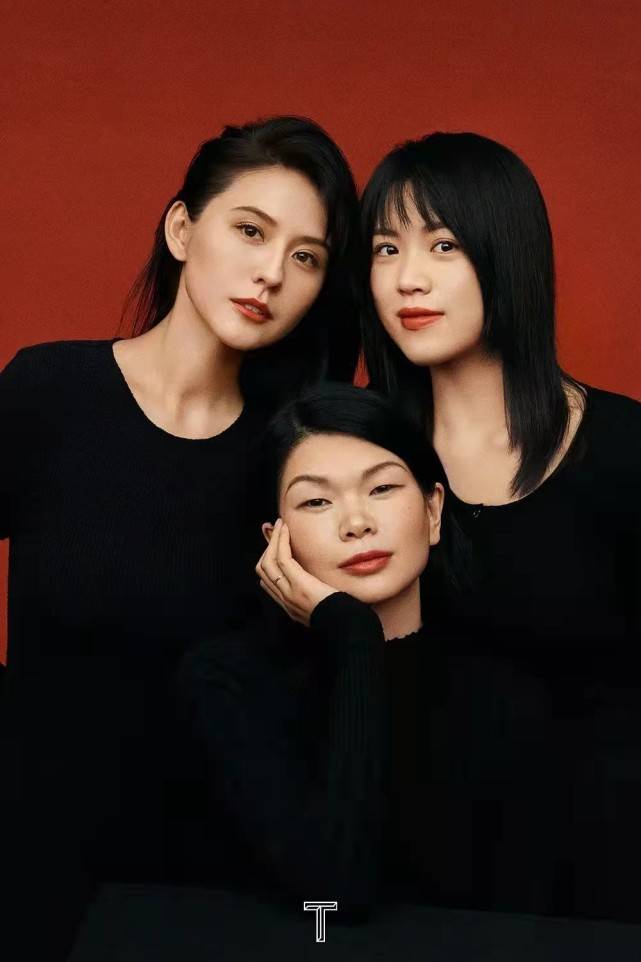 设计 冠军杨倩厉害了！跟超模吕燕合体拍大片一点不输，穿一身黑好高级